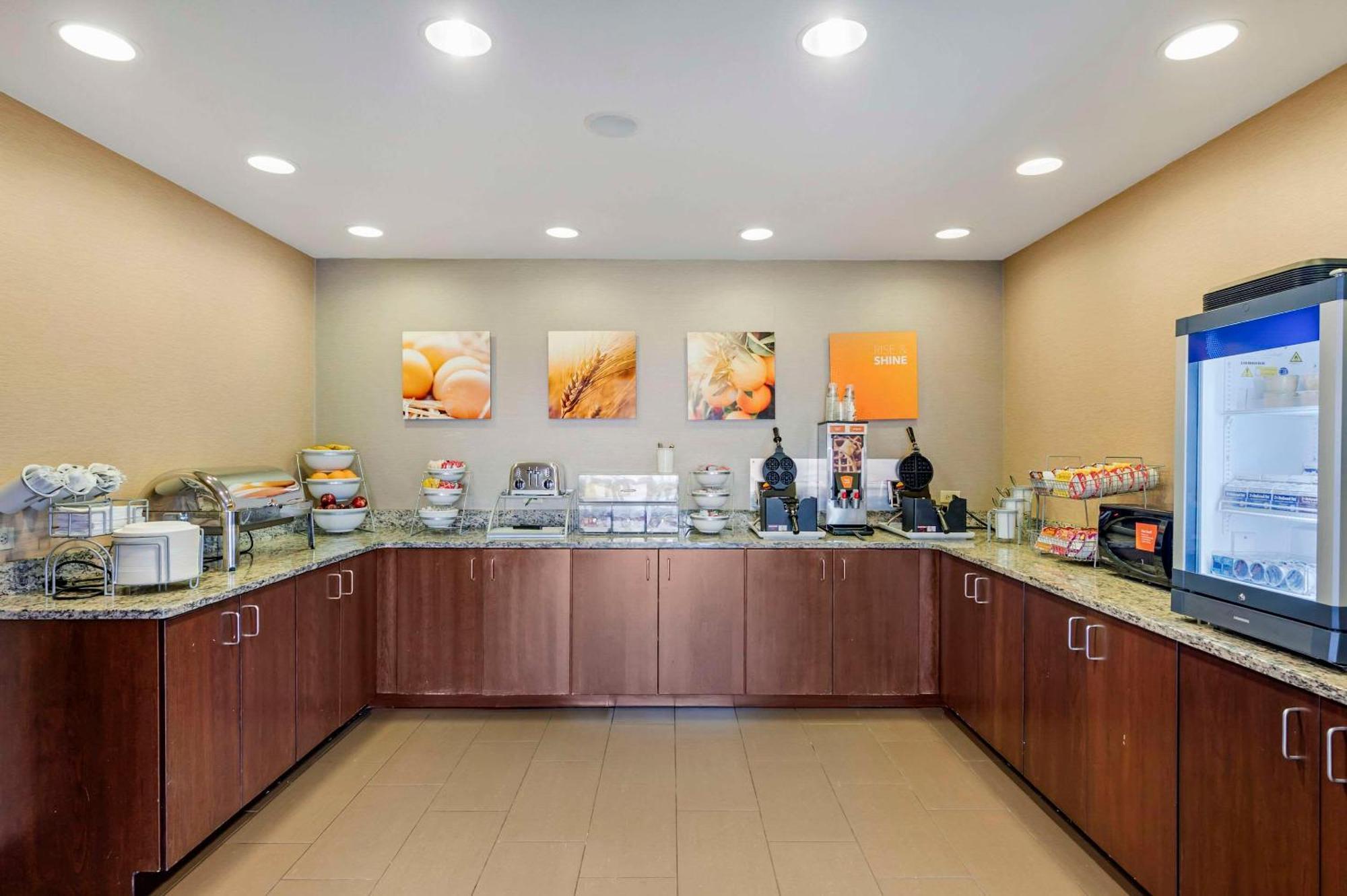 Comfort Inn & Suites Шайенн Экстерьер фото